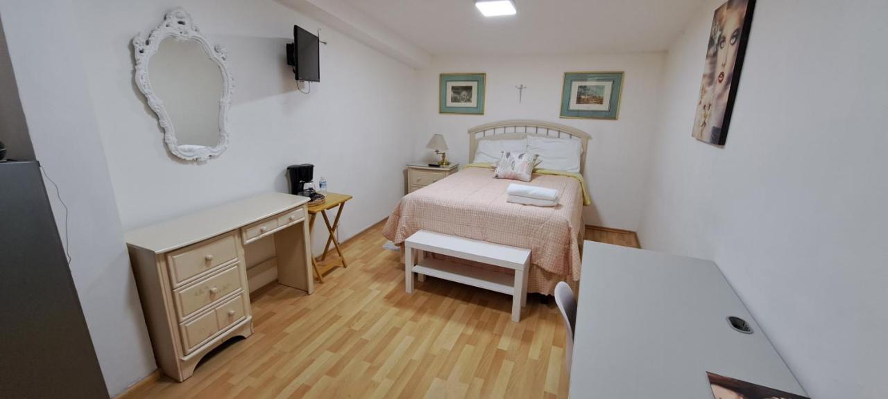 Encantadoras Habitaciones Privadas Del Valle Città del Messico Esterno foto