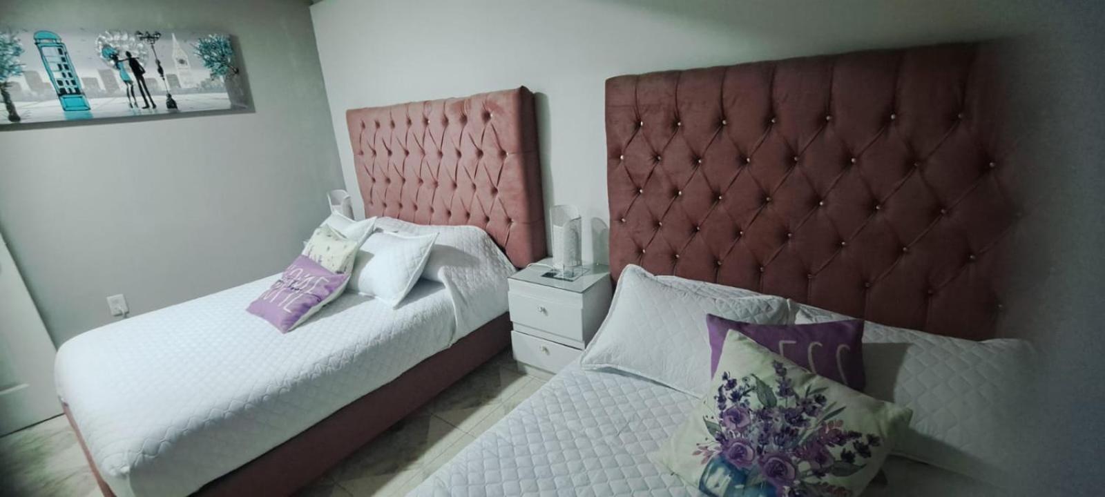 Encantadoras Habitaciones Privadas Del Valle Città del Messico Esterno foto