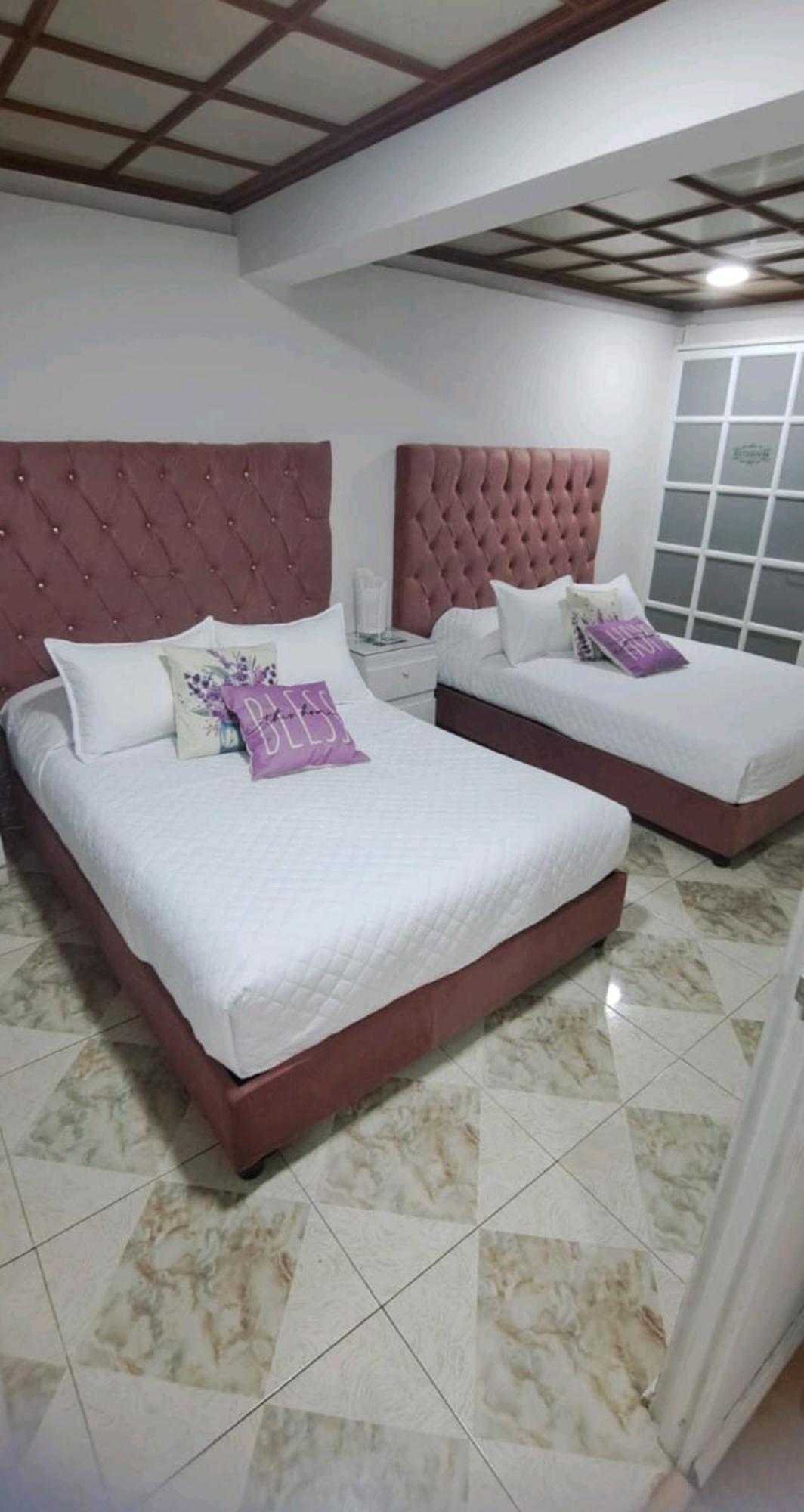 Encantadoras Habitaciones Privadas Del Valle Città del Messico Esterno foto